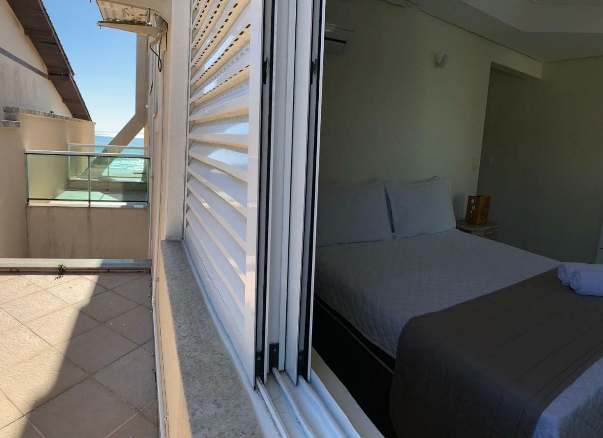 Azores Inn
